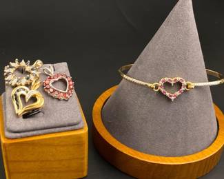 Sterling silver heart shaped jewelry lot