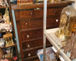 This vintage chest of drawers is for sale