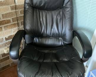 Office chair - office off kitchen 