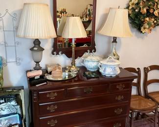 2nd bedroom dresser with mirror 