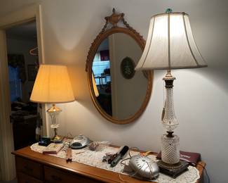 Hallway - miscellaneous collectibles, lamps, gold rim mirror 