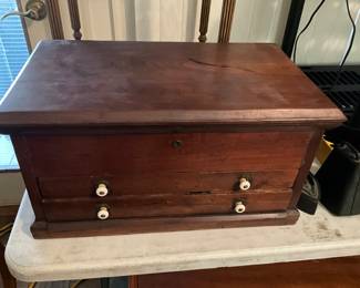 Sewing box - closed
