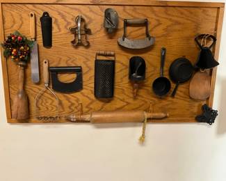 Interesting vintage kitchen implements 