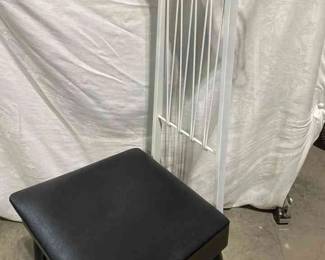 Valet Dressing Chair