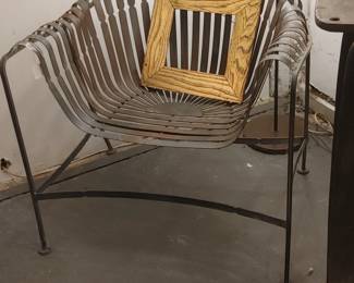 WOODARD STRAP IRON CHAIR