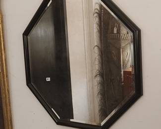 ACRYLIC OCTAGON MIRROR