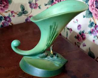 Roseville Pottery USA 1121-6" Pine Cone Flower Vase, And Roseville Pottery USA 499 Ashtray