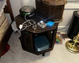 OCTAGON END TABLE II