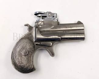 VINTAGE METAL TABLE LIGHTER