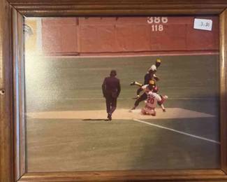 8 X 10 Picture Of Lou Brock Stealing Second