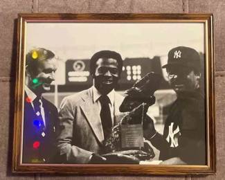 8 X 10 Blackandwhite Photo Of Lou Brock 