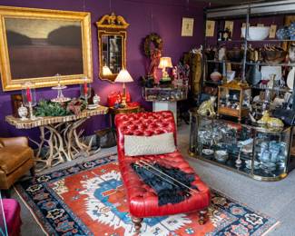 Ralph Lauren Tufted Leather Lounge