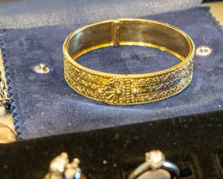 18k Zolotas Bracelet