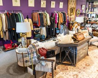 Womens Accessories & Clothing