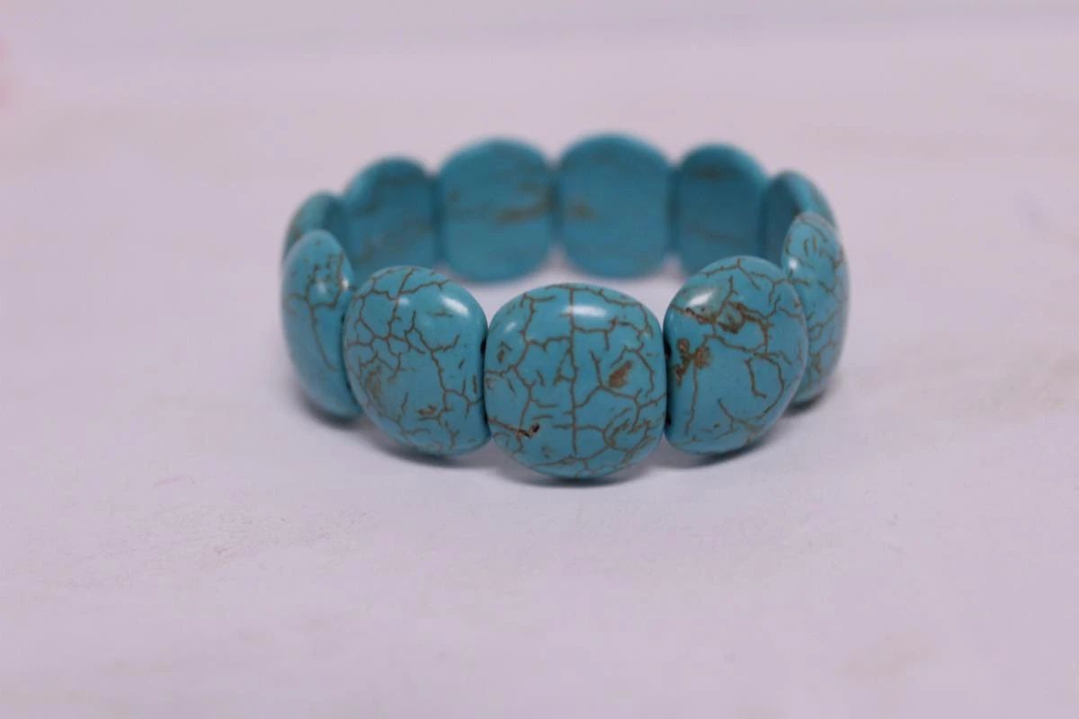 THE HOLIDAY JEWELRY AUCTION in Yorktown, VA starts on 12/4/2023