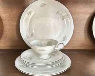 Lot 77   5 Bid(s)
Edelstein Bavarian China Setting for 12 Made in Germany'