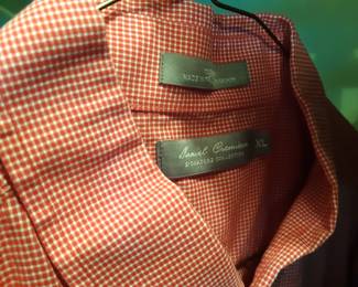 Men's clothing size XL.