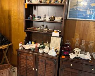 #26 - Colonial hutch Ethan Allen  $250