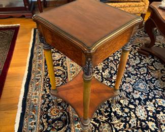 #16 - $50 - Small square table 14x14x28