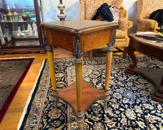 #16 - $50 - Small square table 14x14x28