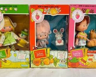 4 Vintage 1982 Kenner Strawberry Shortcake Dolls  In Original Boxes