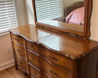 wxte Itii JqozIUmgXiLteJ