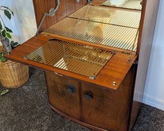 Whiskey Bar - opens up with light.