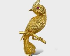 Fine 14K Yellow Gold Bird Brooch W/ Ruby Eye
