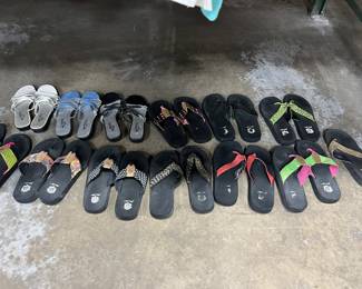 Size 9 Yellow Box flip flops