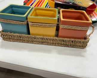 3 planters and basket tray 