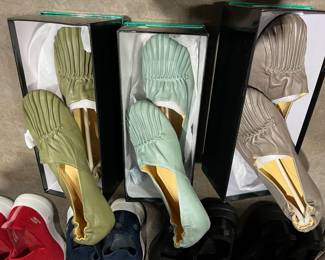 New size 9 by chocolate blu 