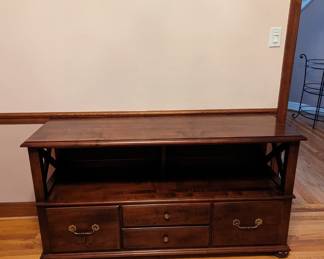 Ethan Allen Furniture 