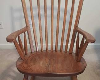 "Sleigh Bells in Savannah Lakes" in McCormick, SC Closing on Mon 12/11 at 8p. Pickup: Wed 12/13 2-6p. Please click here to view more photos, descriptions, and current bids:&nbsp;https://ctbids.com/estate-sale/25406