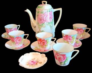 "Sleigh Bells in Savannah Lakes" in McCormick, SC Closing on Mon 12/11 at 8p. Pickup: Wed 12/13 2-6p. Please click here to view more photos, descriptions, and current bids:&nbsp;https://ctbids.com/estate-sale/25406