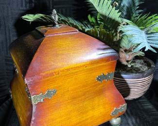 Decorative storage boxes 