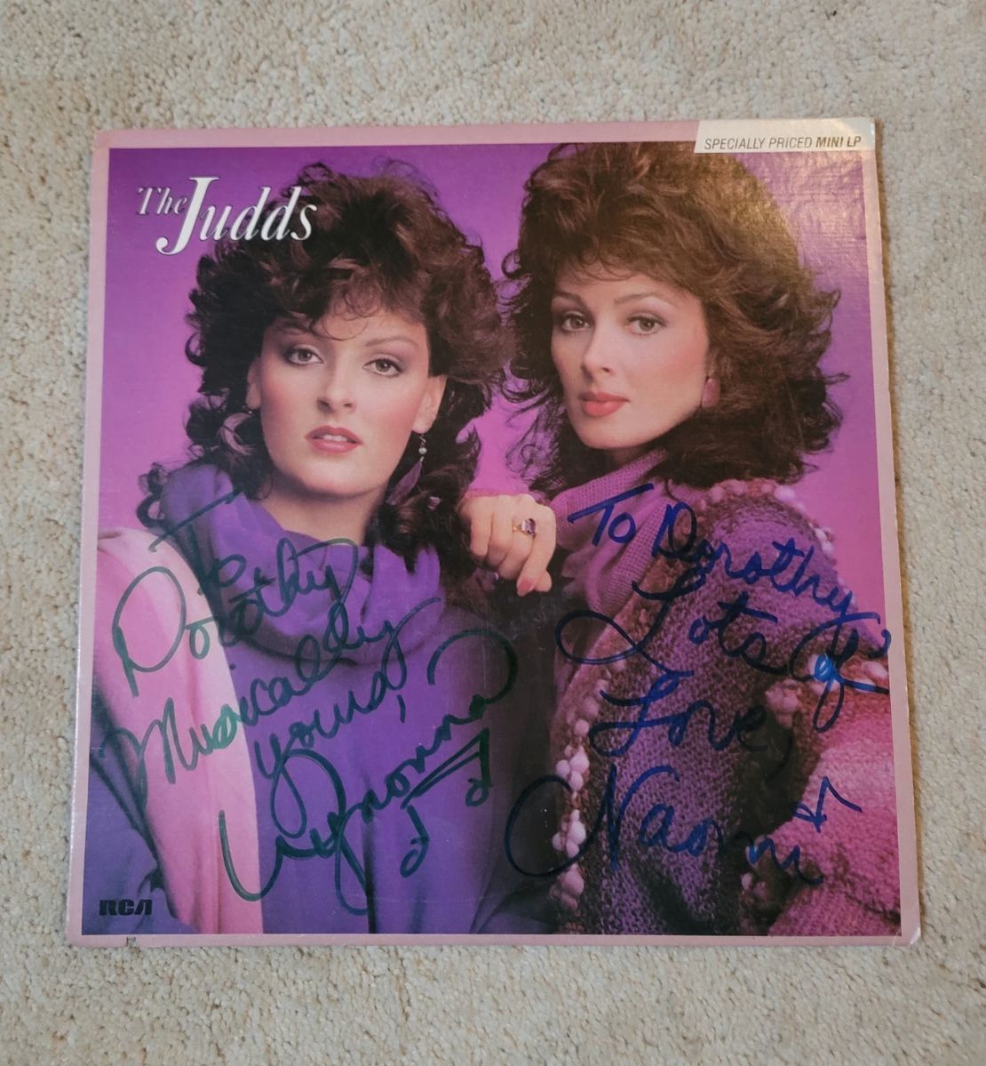 Signed "The Judds" Mini LP