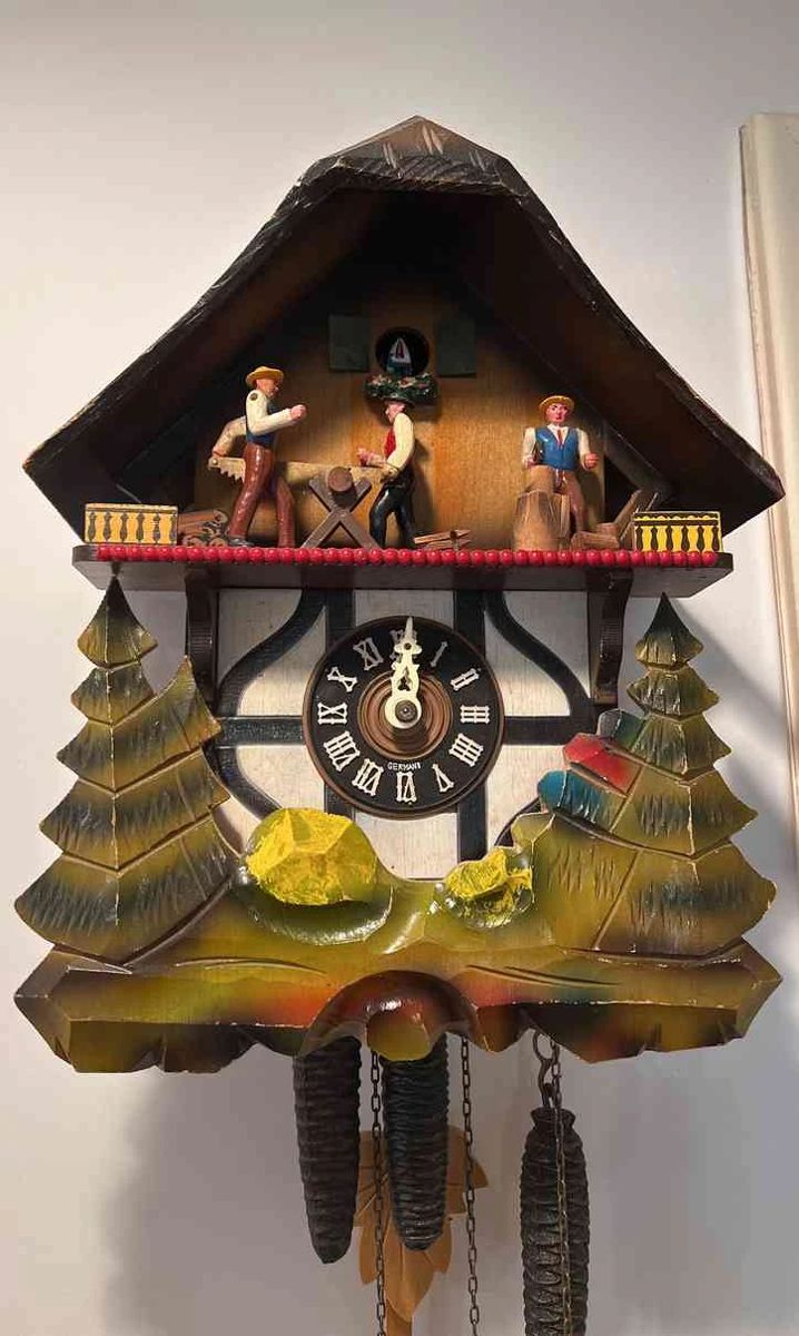 "Forest Hills Blessings" in Augusta, GA. Closing on Tue 12/12 at 8p. Pickup on Thu 12/14 from 12-6pm. Please click here to view more photos, descriptions, and current bids: https://ctbids.com/estate-sale/24990