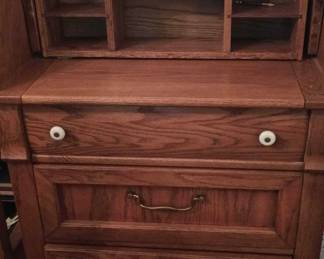 "Forest Hills Blessings" in Augusta, GA. Closing on Tue 12/12 at 8p. Pickup on Thu 12/14 from 12-6pm. Please click here to view more photos, descriptions, and current bids:&nbsp;https://ctbids.com/estate-sale/24990