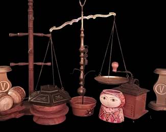 "Forest Hills Blessings" in Augusta, GA. Closing on Tue 12/12 at 8p. Pickup on Thu 12/14 from 12-6pm. Please click here to view more photos, descriptions, and current bids:&nbsp;https://ctbids.com/estate-sale/24990