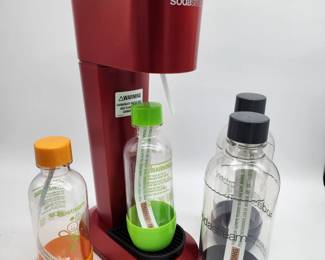 SODA STREAM NEW WITH BOTTLES