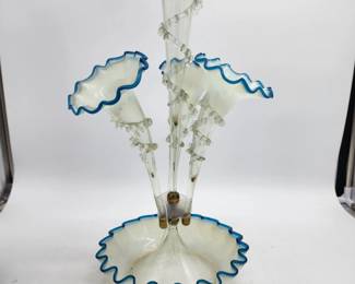 MURANO GLASS ANTIQUE EPERGNE
