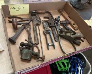LOT OF VINTAGE TOOLS
