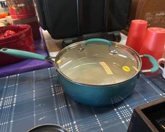 PIONEER WOMAN POT WITH LID