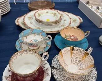 VARIOUS DISHES CHEESE TRAY WITH GLASS COVER