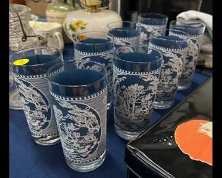8 CURRIER IVES GLASSES