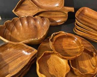 Monkey Pod Serving Bowls