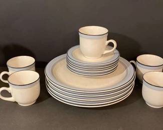 Johann Haviland Crowning Fashion Dinnerware