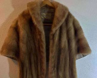 Vintage G Fox Co Fur Shrug