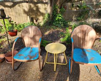 Vintage Metal Chairs - Side Table