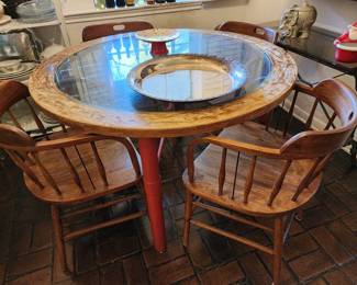 Round Kitchen Table